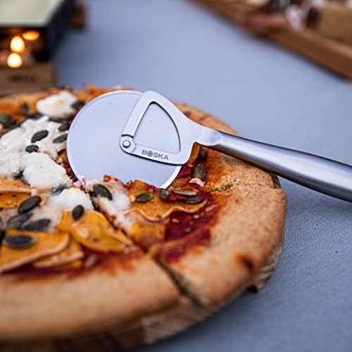 BOSKA Cheese & Pizza Slicer Copenhagen/Cheese Cutter/Pizza Wheel for Pizza and Flammkuchen/Dishwasher-Safe/Ergonomic/Lightweight/Multifunctional/Stainless Steel