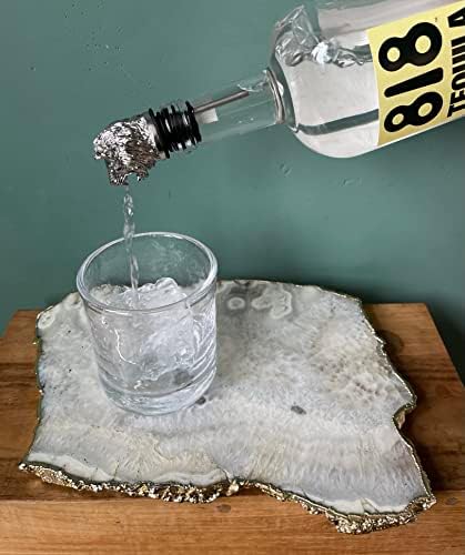 Lion Wine Aerator Pourer Spout – Funny Wine Gift for Men & Women – Novelty Animal Wine Accessory for Parties & Home Bar