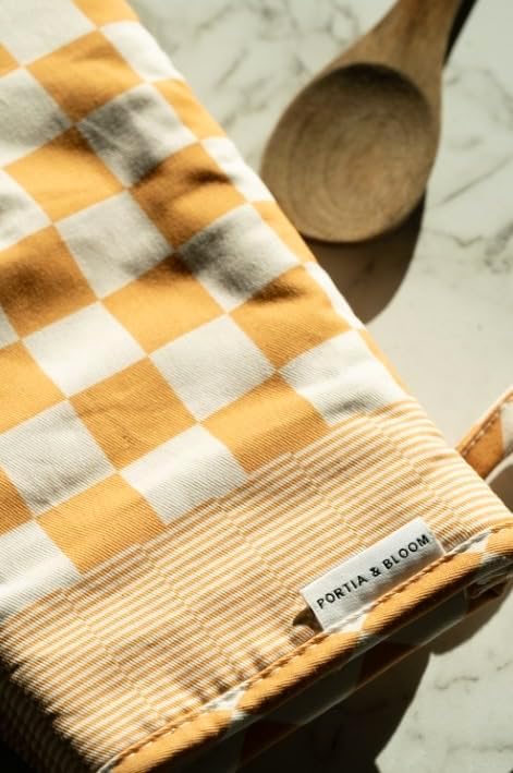 Portia & Bloom Oven Mitts Heat Resistant 12" x 5.5" or Silicone Oven Mitts, Cotton Oven Mits, Oven Mits/Glove Set or Cute Kitchen Mittens, Kitchen Oven Mitt Set (Yellow)