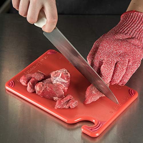 San Jamar Saf-T-Grip Plastic Cutting Board with Safety Hook, 6" x 9" x 0.375", Red
