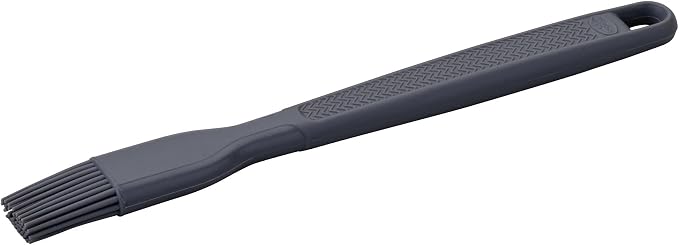 Dr. Oetker Silicone Pastry Brush Classic - Silicone Brush for Spreading & Decorating, for Coated Cookware, Heat Resistant up to +100 & Dishwasher Safe, Designed in Germany, Approx. 22 cm