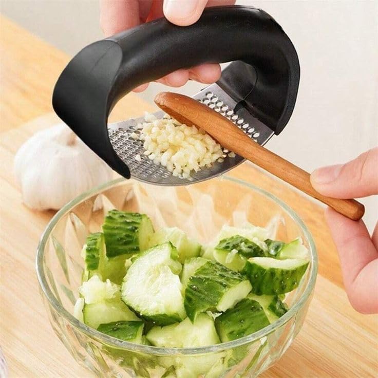 Garlic Ginger Quick Crusher - Multipurpose Garlic Press Crusher, Handy Kitchen Gadget Tool, Garlic Press Stainless Steel, Squeeze Design for Effortless Garlic and Ginger Crushing