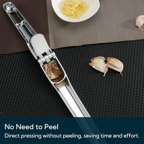 KITCHENDAO Heavy-duty Garlic Press, Built-in Scraper & Cleaning Pusher