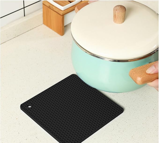 Silicone Non-Slip, Heat Resistant & Water-Trapping Trivet Mats for Hot Pots & Pans & Dishes & Cookware, Multipurpose Kitchen Table Coaster, 7.1 Inch, 2 Pcs, Black