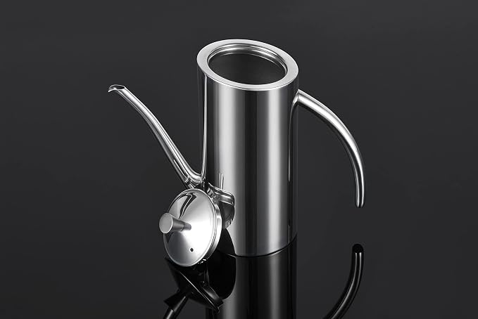 KSENDALO Premium SUS304 Stainless Steel Olive Oil Bottle Dispenser & Kitchen Cruet (500ML/17oz) - Leakproof Oil Bottle with Spout & Arcuate Handle, Ergonomic ONE-Piece Body with Precision Pouring | Leakproof One Piece Body Long Narrow Spout