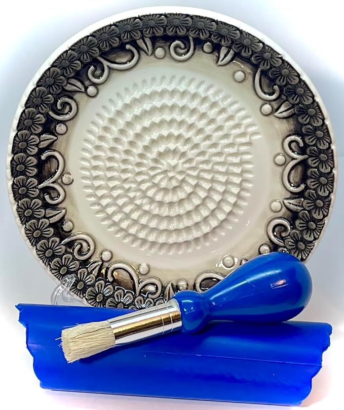 BonCera, All-in-one Premium Ceramic Garlic Grater Plate 4-Piece Set - Black Embossed Design and Style - For Garlic, Ginger, Chocolate, and more! - Comes with 5.25" Plate, Peeler, Brush, and Stand