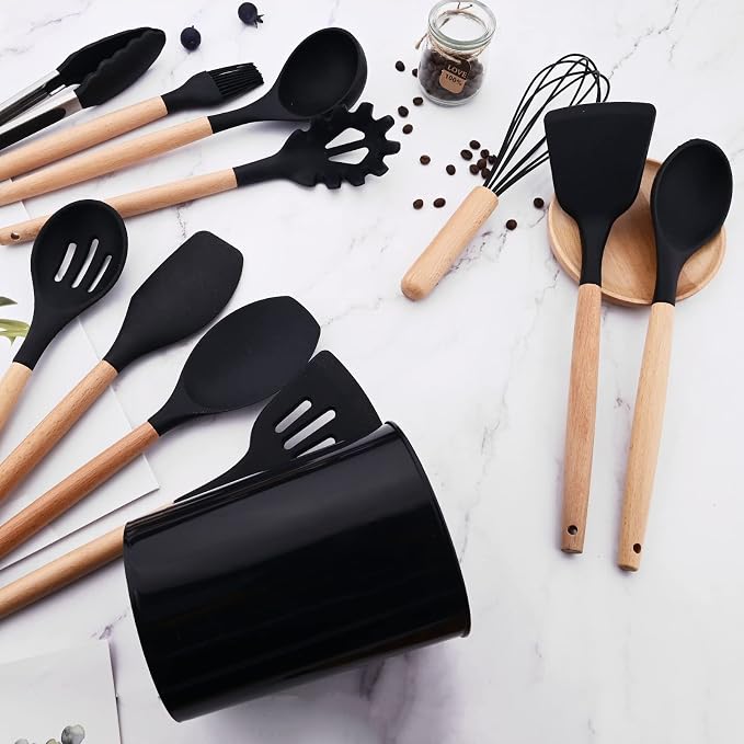 1pcs Black Silicone Wok Spatula Turner,Heat Resistant Nonstick Rubber Spatula Silicone Stir Fry Turner for Flipping Eggs, Pancake, Burgers.