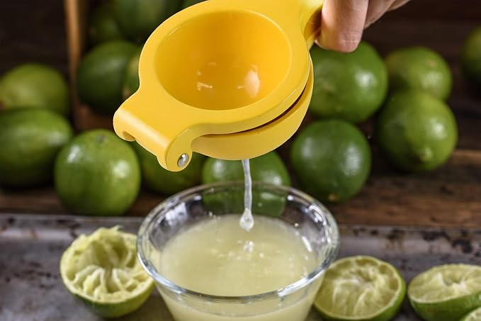 Farberware Professional Manual Citrus Juice Press, Lemon Squeezer, Yellow