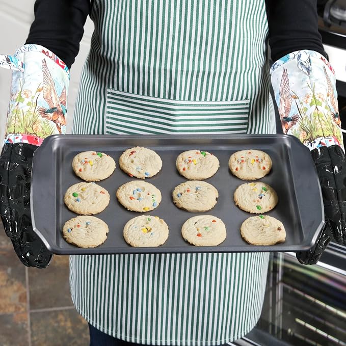 Alselo Oven Mitts, Heat Resistant with Soft Quilted Cotton Lining Set of 2, Fashion Duck Design with Silicone Printing Anti-Slip Kitchen Gloves for Safe Backing Cooking Barbecue (Darkgray, Duck)