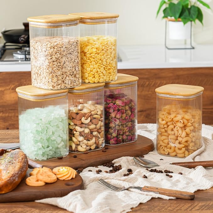 D2scrma 37oz Airtight Glass Square Storage Canisters with Bamboo Lids Set of 4 (1100ml) Striped Stackable Containers, Decorative Kitchen Jars for Tea, Nuts and Coffee (with Black Lable)