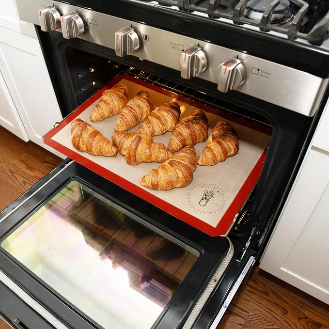 Silicone Baking Mats - 3/4 Size Baking Sheet Liners, Pack of 3, Red | Oven Safe, Non-Stick Silicone Baking Sheet Liner, Perfect For Baking Macarons Cookies, Pastries & Cakes, 13.5 x 19.5 inches