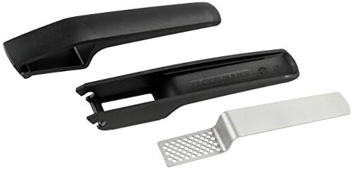 Fackelmann Garlic Press, Garlic & Ginger Crusher & Mincer, Easy Clean Removable Press, Plastic Handle with Stainless Steel Squeezer, 16.5x6x3cm, Grey