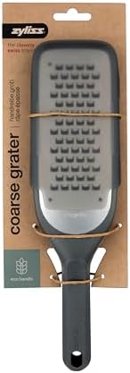 Zyliss Coarse Grater – Handheld Cheese & Vegetable Grater with Stainless Steel Blade & Wheat Straw Handle – Ideal for Hard Cheese, Carrots, Apples & More – Includes Protective Cover Doubles as Scraper