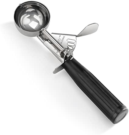 New Star Foodservice Commercial-Grade Thumb Press Food Disher/Ice Cream Scoop, 18/8 Stainless Steel, 1.25 oz, Size 30, Black