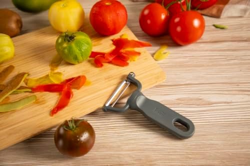 Kuhn Rikon Family Y Peeler, Serrated Vegetable Peeler for Tomatoes and Soft Skin Produce, Stainless Steel Potato Peeler, Grey