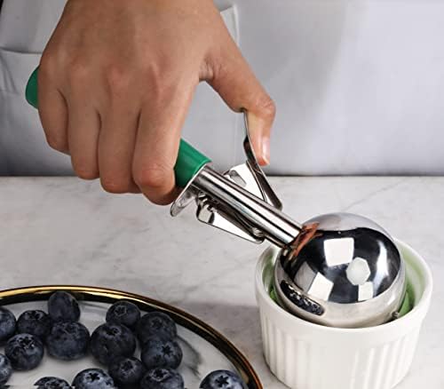 New Star Foodservice Commercial-Grade Thumb Press Food Disher/Ice Cream Scoop, 18/8 Stainless Steel, 3.25 oz, Size 12, Green