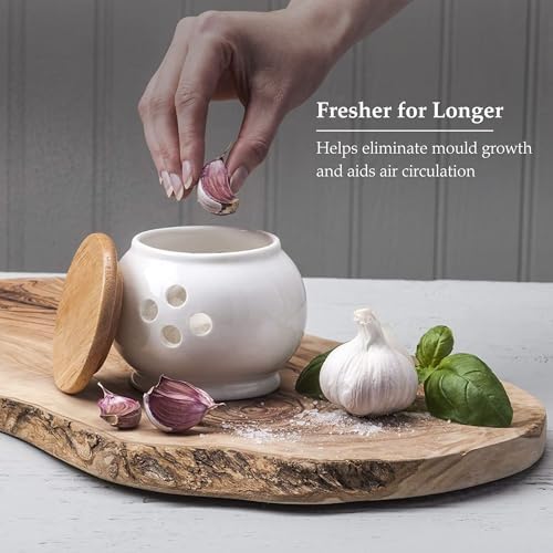 WM Bartleet & Sons 1750 Traditional Porcelain Garlic Storage Pot with Wooden Lid 10cm – White, One Size
