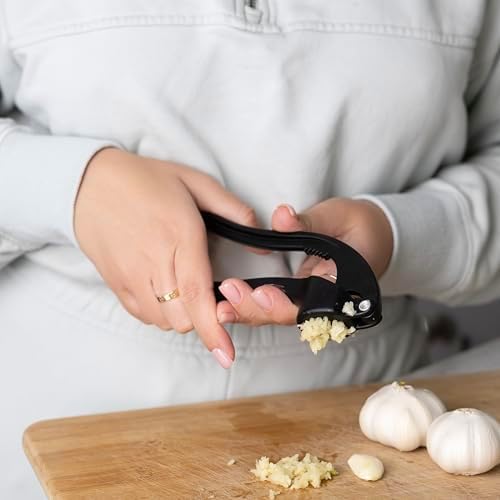 Fox Run Cast Aluminum Garlic Press, 6" Garlic Crusher with Built-In Nut Cracker