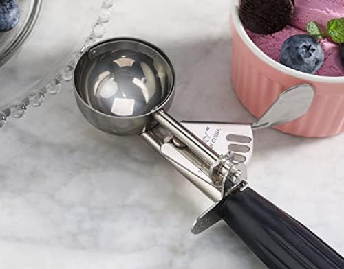 New Star Foodservice Commercial-Grade Thumb Press Food Disher/Ice Cream Scoop, 18/8 Stainless Steel, 1.25 oz, Size 30, Black
