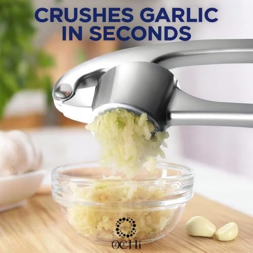 OCHI Premium Garlic Press Set – Rust-Proof Stainless Steel Mincer with Ergonomic Handle, Dishwasher Safe – Includes Silicone Peeler & Cleaning Brush (Silver)