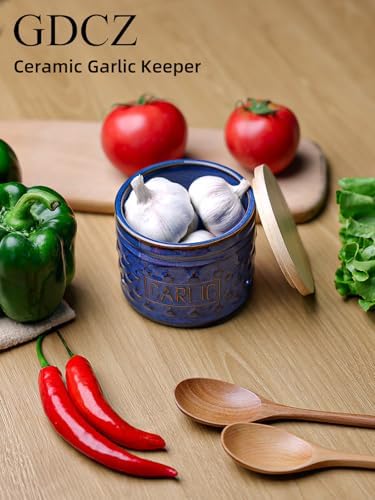 GDCZ Garlic Keeper with Lid, Ceramic Garlic Holder, 4.3 Inch (Blue)