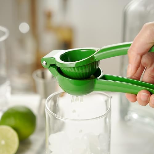 True Lime Press, Manual Citrus Squeezer, Handheld Juicer for Cocktails, Drinks, Wedding, Anniversary Birthday Party, Kitchen Gadget, Home Bar, Set of 1, Green