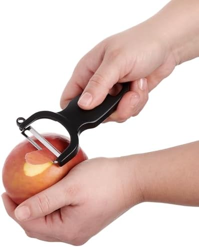 CatCora Swiss-Style Peeler, Professional German Tempered Stainless Steel Blade For Peeling Fruits and Vegetables and Garnishing, Ergonomic Contoured Handle, Black, Set of 2