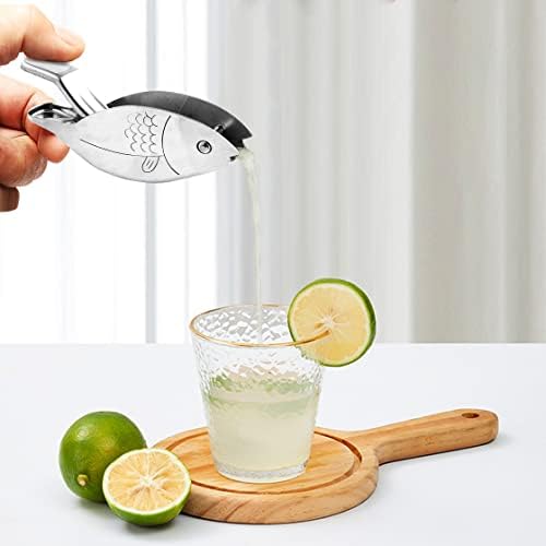 Lemon Juicer, Manual Lemon Squeezer Portable Lime Juicer, Fish Shape Hand Press Juicer for Orange Lemon Lime Pomegranate (fish, 1pcs)
