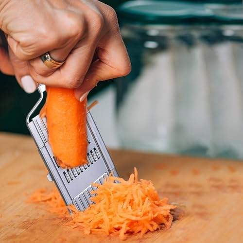 7 in 1 Multi-Purpose Vegetable Slicer Set, Handheld Vegetable Slicer with 4 Interchangeable Blades, Kitchen Tool Shredders Cutters Grater for Vegetable Fruits, Medium