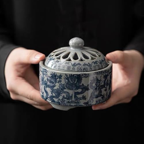 Ceramic Garlic Keeper Storage Jar: Blue and White Porcelain Garlic Keeper, Breathable Garlic Holder Storage Tank, Kitchen Garlic Saver Storage Chili Garlic Container