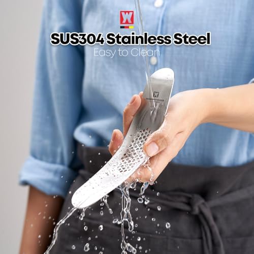Wagensteiger Stainless Steel Curved Garlic Presser or Cheese Grater, Curved Pressing & Grating Motion, Minimalist Design, Stylish Kitchen Essentials 205mm x 48mm / 8.07 inches x 1.89 inches