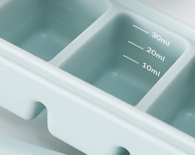 Silicone Heart Cube Freezer Tra, Baby Food Storage Cubes with Clip-On Lid Freeze Food Soups Purees Ice Easy and Safe Design Made in Korea (Ocean Blue)