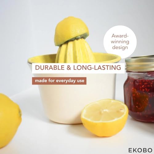 EKOBO Citrus Juicer manual Lemon - 22 oz BPA-Free Eco-Composite Lemon Squeezer - Hand Juicer for Oranges, Lemons and Limes – Dishwasher Safe Citrus Squeezer with Integrated Mixing Bowl