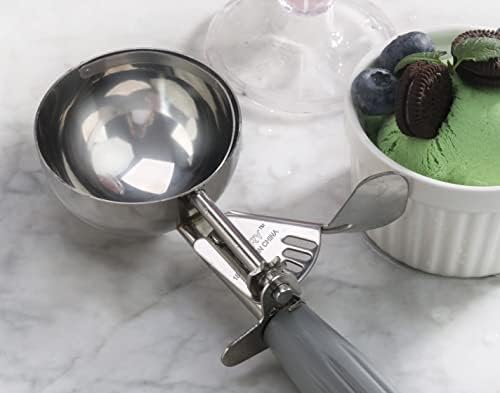 New Star Foodservice Commercial-Grade Thumb Press Food Disher/Ice Cream Scoop, 18/8 Stainless Steel, 4 oz, Size 8, Grey
