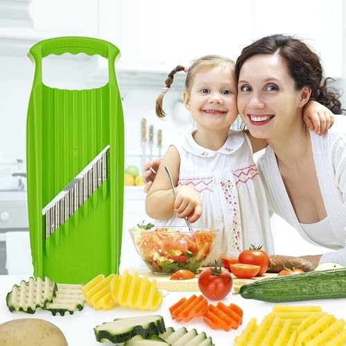 Börner by Reston Lloyd Wave-Waffle XXL Power Line • Crinkle Cut/Spirelli Vegetable Slicer • Slicer for Wave Waffle Cut Vegetables • Wavy French Fries • Made in Germany, Lime