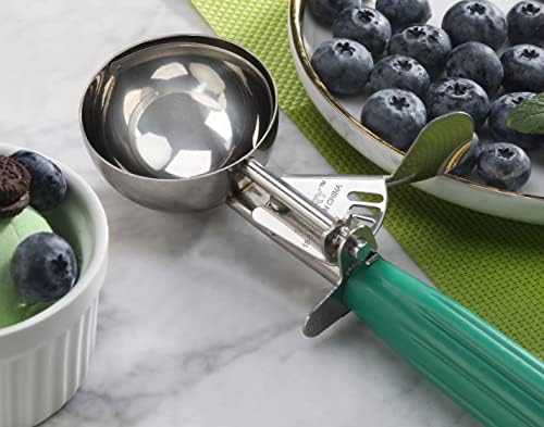 New Star Foodservice Commercial-Grade Thumb Press Food Disher/Ice Cream Scoop, 18/8 Stainless Steel, 3.25 oz, Size 12, Green