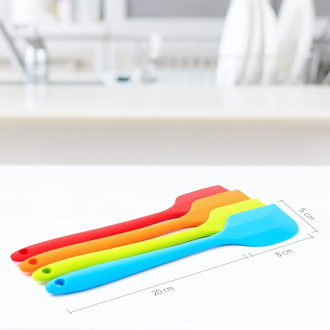 Joeji's Kitchen Set of 4 Silicone Spatulas for Cooking Baking - Non-Stick Kitchen Utensils in Assorted Bright Colours - Cake Batter Cream Scraper - Heat Resistant and Food Safe - Orange Blue Green Red