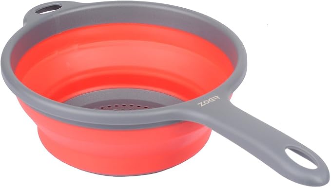 ZOER Kitchen Foldable Pasta Strainers,Collapsible Colanders with Handles,Space-Saver Folding Silicone Strainers Colander,Capacity of 2 quart (Red)