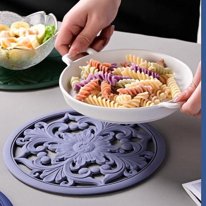 Silicone Trivets for Hot Pots and Pans, Non Stick Hot Pad Pot Holders for Kitchen, Multi-use Heat Resistant Mat for Table and Countertop, Round Silicone Trivet Mat for Dish Set of 3 Purple