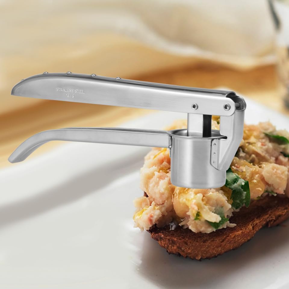 304 Ginger Crusher Garlic Ricer Garlic Mincer Squeeze Tool Press