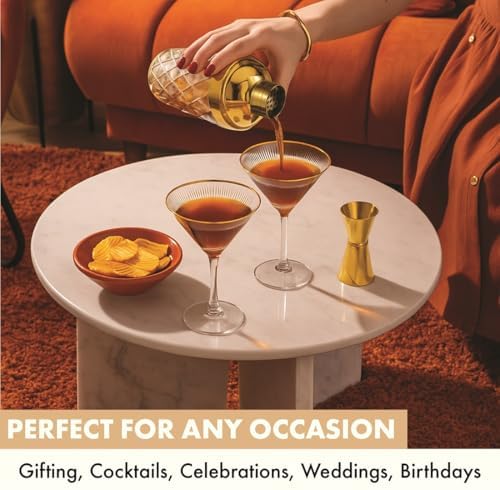 VEMACITY - Luxury Cocktail Shaker Set - Gold Glass Cocktail Shaker with Built-In Strainer + 2 Ribbed Espresso Martini Glasses with Gold Rims, Bar Spoon & Jigger | Ideal for Home Mixology