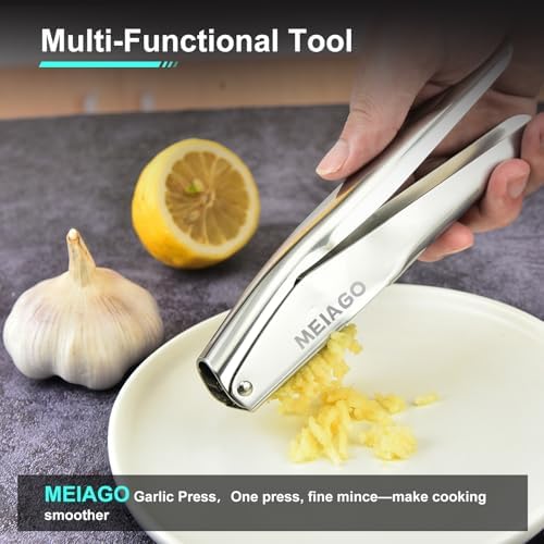 Garlic Press, Stainless Steel Garlic & Ginger Crusher, with Built-In Cleaner, Rust Resistant, No Peel, Large Capacity, Easy Clean，Dishwasher Safe，Silver