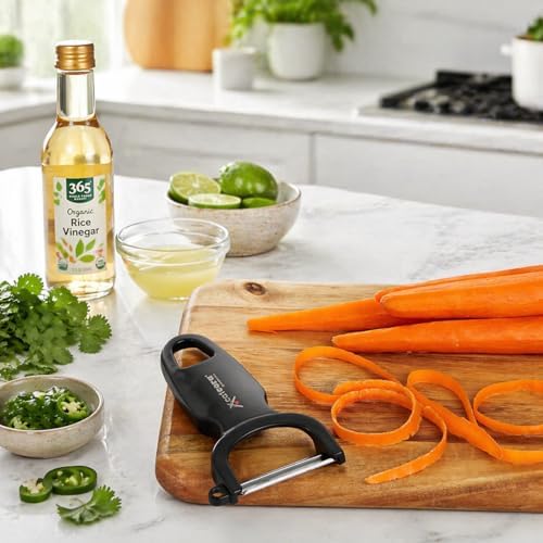 CatCora Swiss-Style Peeler, Professional German Tempered Stainless Steel Blade For Peeling Fruits and Vegetables and Garnishing, Ergonomic Contoured Handle, Black