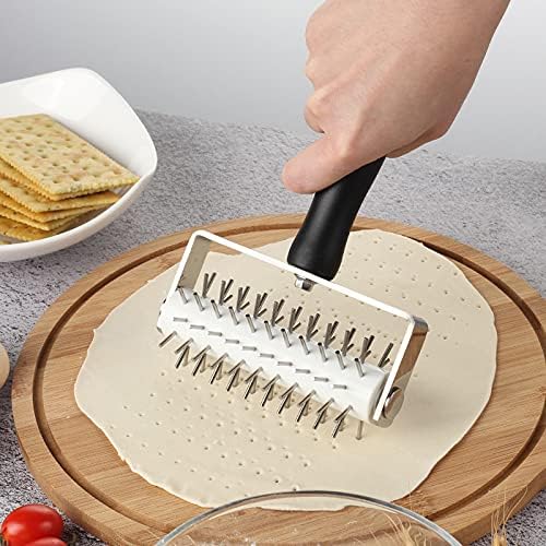 Stainless Steel Pizza Dough Docker Roller,Stainless Steel Needle Roller Pizza Wheel Pizza Puncher Pizza Pin Puncher Dough Hole Maker with Wood Handle For Homemade Pizza Pie Bread Pastry Baking Tool
