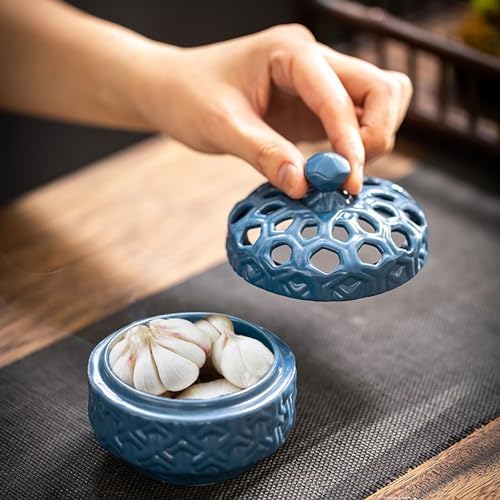 Retro Garlic Keeper for Counter Ventilated Ceramic Cutout Lid Garlic Holder Keep Garlic Fresh Garlic Container(Color:Blue)