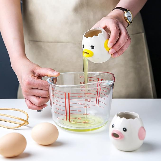 Egg Separator, 2pcs Yellow Pink Ceramics Vomiting Chicken Egg Yolk Egg White Separator, Little Chick Small Egg Splitter