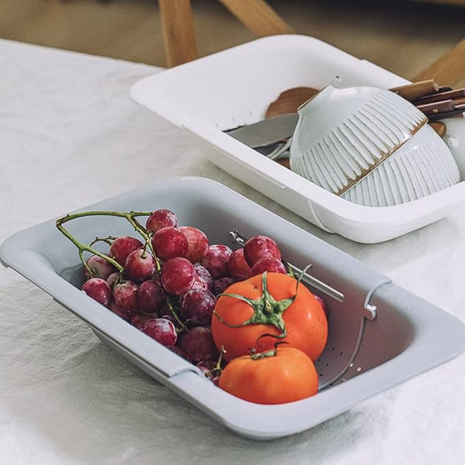 Collapsible Sink Colanders and Strainers Basket Extendable Plastic Fruit Vegetable Strainer Drainer Basket for Kitchen (Length 14.3 inch-19.4 inch) (Grey and white) 6 * 10