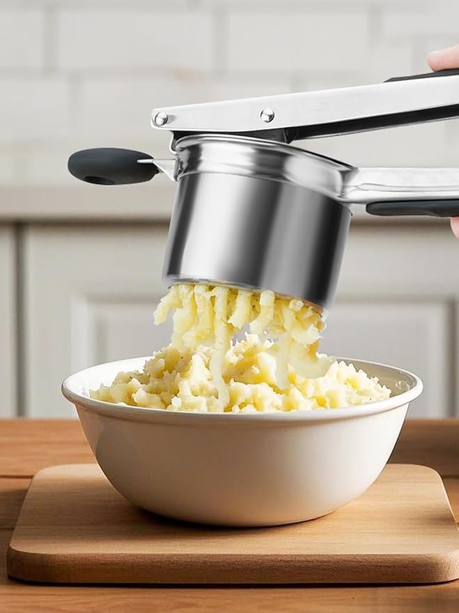 Potato Ricer, Heavy Duty Stainless Steel Potato Masher and Ricer for Mashed Potatoes, Kitchen Gadget for Mashed Potatoes with 3 Interchangeable Discs