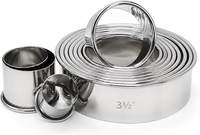 HUJI Round Pastry Dough Cutter Set For Baking Cookies Biscuits Donuts Scones Heavy Duty (1 Pack, Set of 11 Round Cutters)