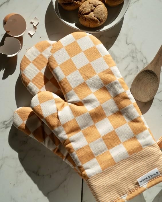 Portia & Bloom Oven Mitts Heat Resistant 12" x 5.5" or Silicone Oven Mitts, Cotton Oven Mits, Oven Mits/Glove Set or Cute Kitchen Mittens, Kitchen Oven Mitt Set (Yellow)